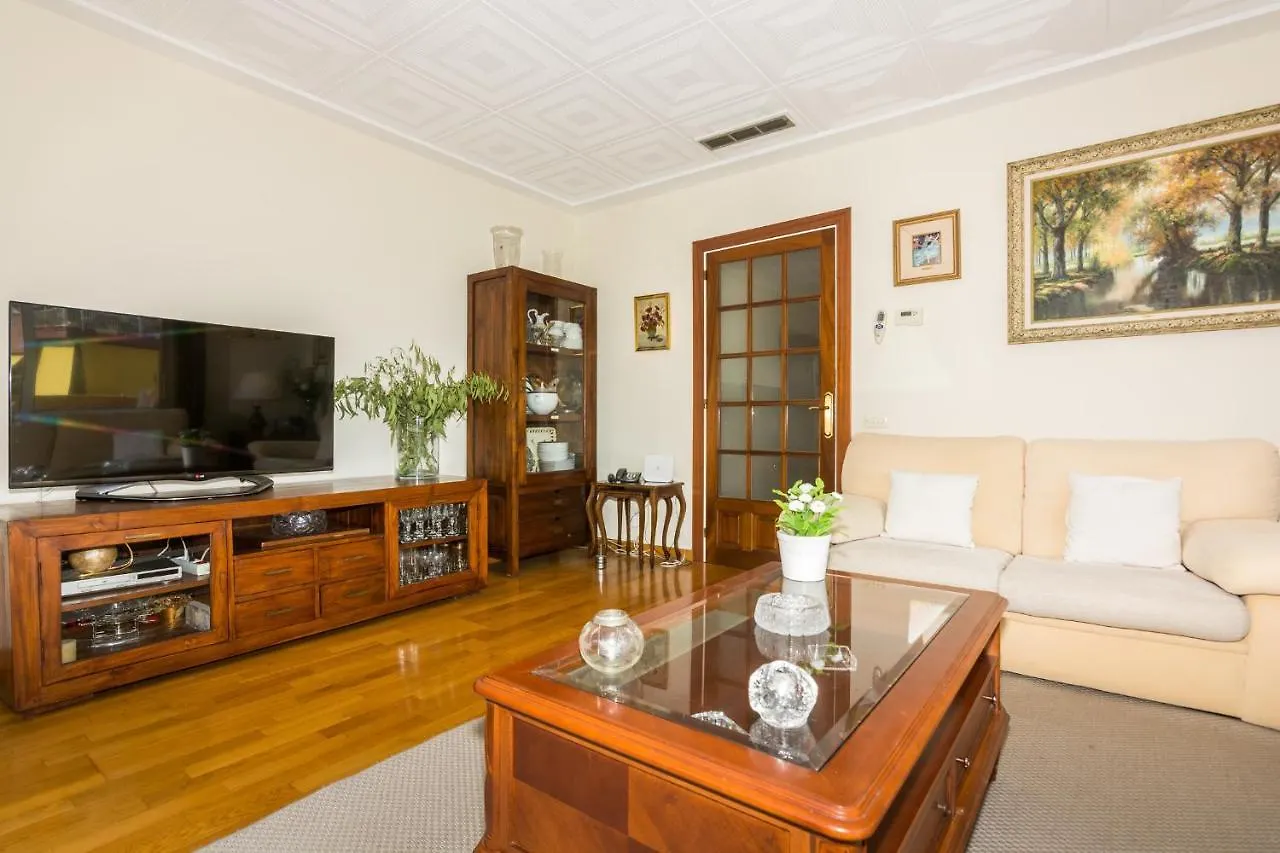 Daire Homeholidaysrentals Amaral Pineda de Mar
