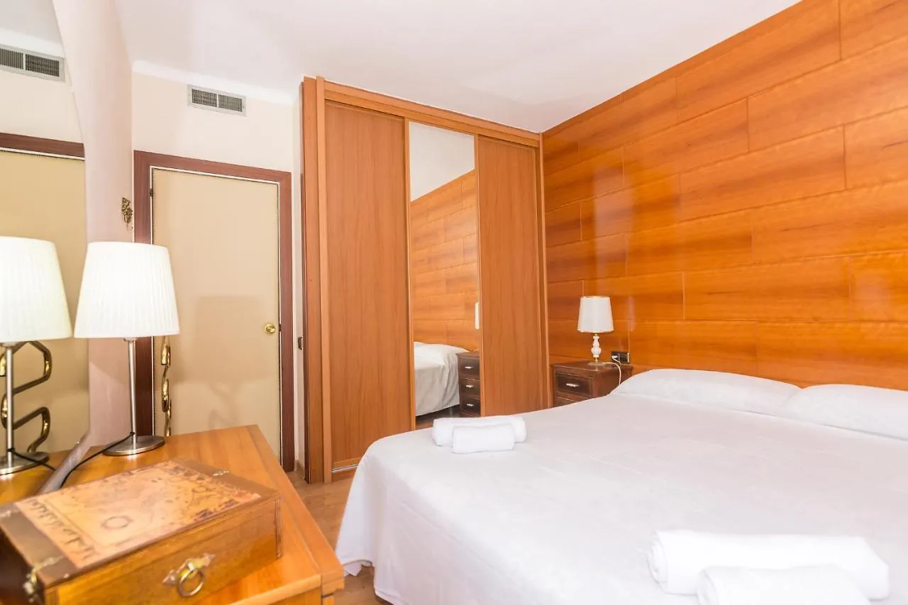 Homeholidaysrentals Amaral Pineda de Mar